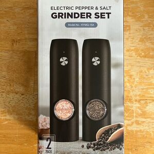 Electric Pepper & Salt Grinder Set - Black (2 Pack)